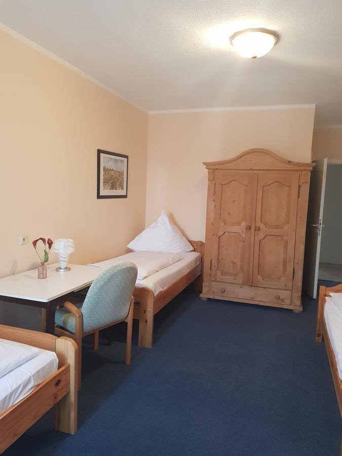 Pension Im Bett Nürnberg Szoba fotó